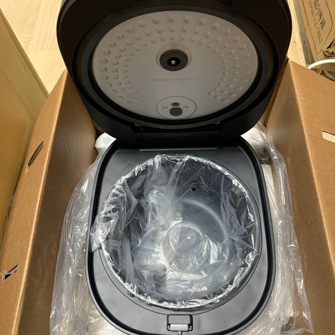 山善 炊飯器 一人暮らし 5.5合 マイコン式 ブラック YJP-DM102