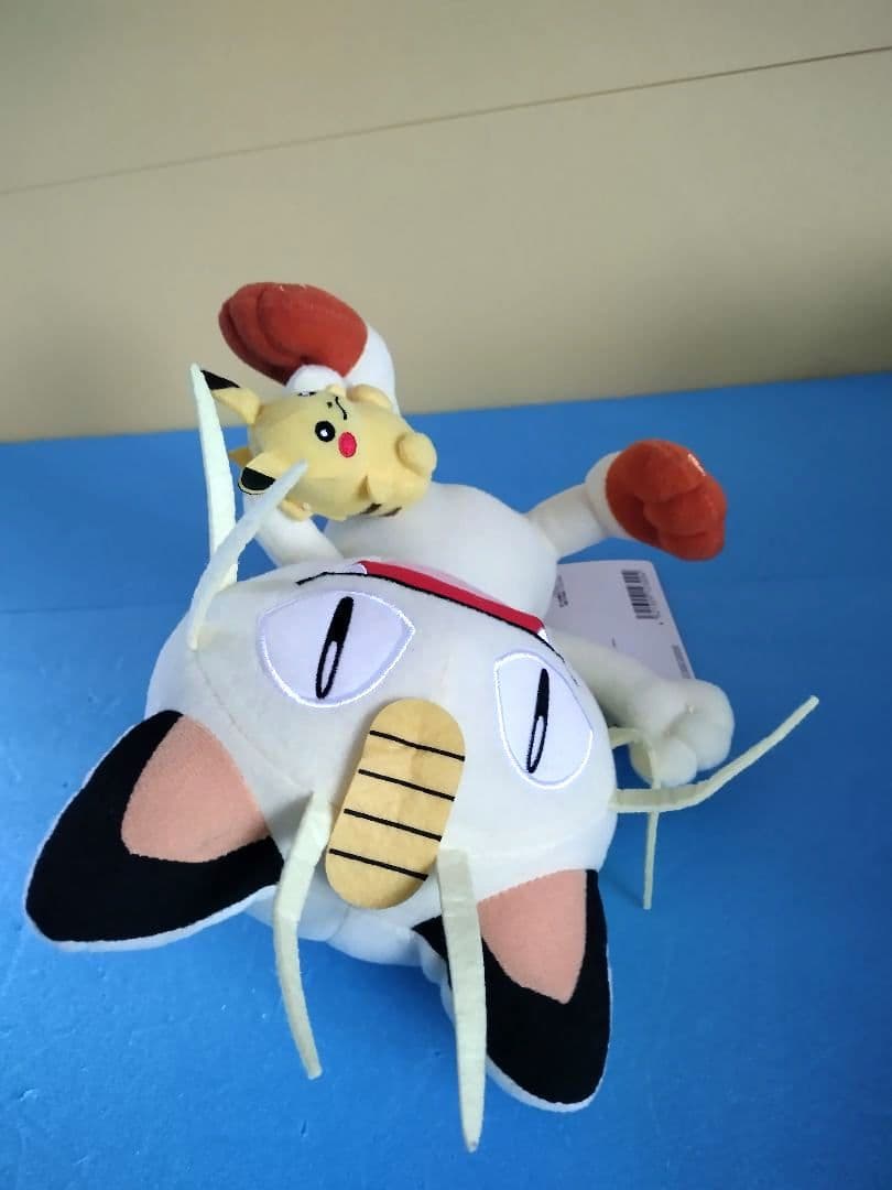 ポケモンぬいぐるみ ビクティニ ニャース ポケモンセンター