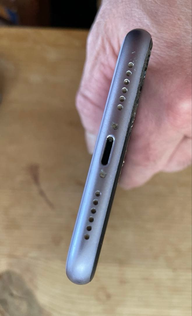 【ジャンク品】Apple iPhone 11 パープル 本体