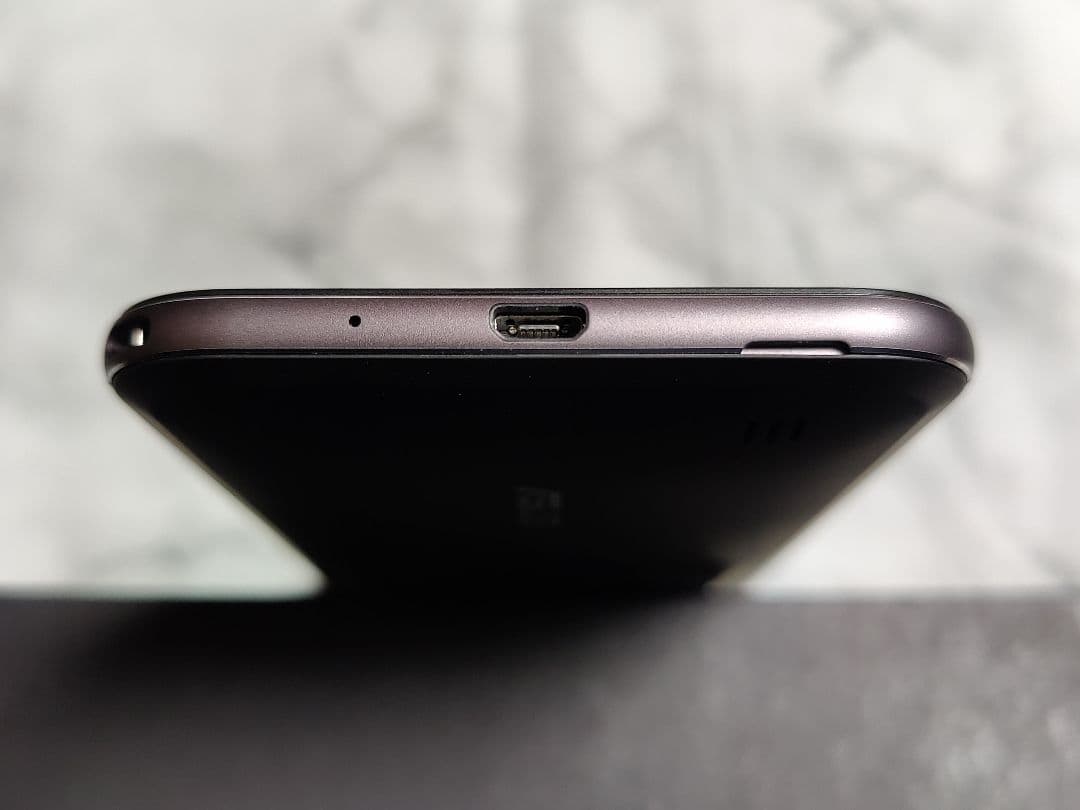 スマートフォン本体 ZenFone Zoom (ZX551ML) 4GB/32GB
