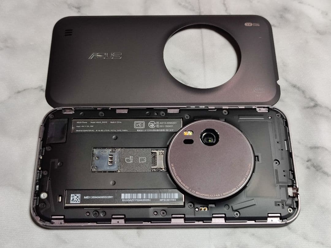 スマートフォン本体 ZenFone Zoom (ZX551ML) 4GB/32GB