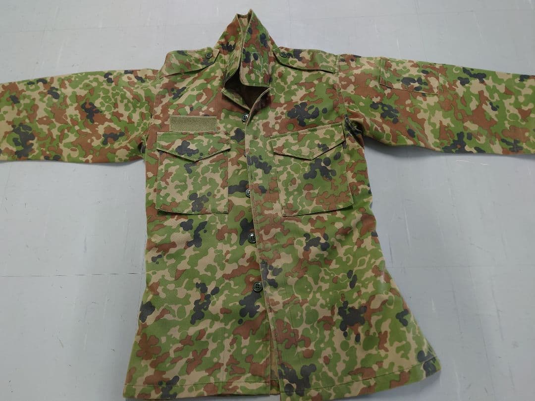 迷彩戦闘服セット（ジャケット・パンツ）