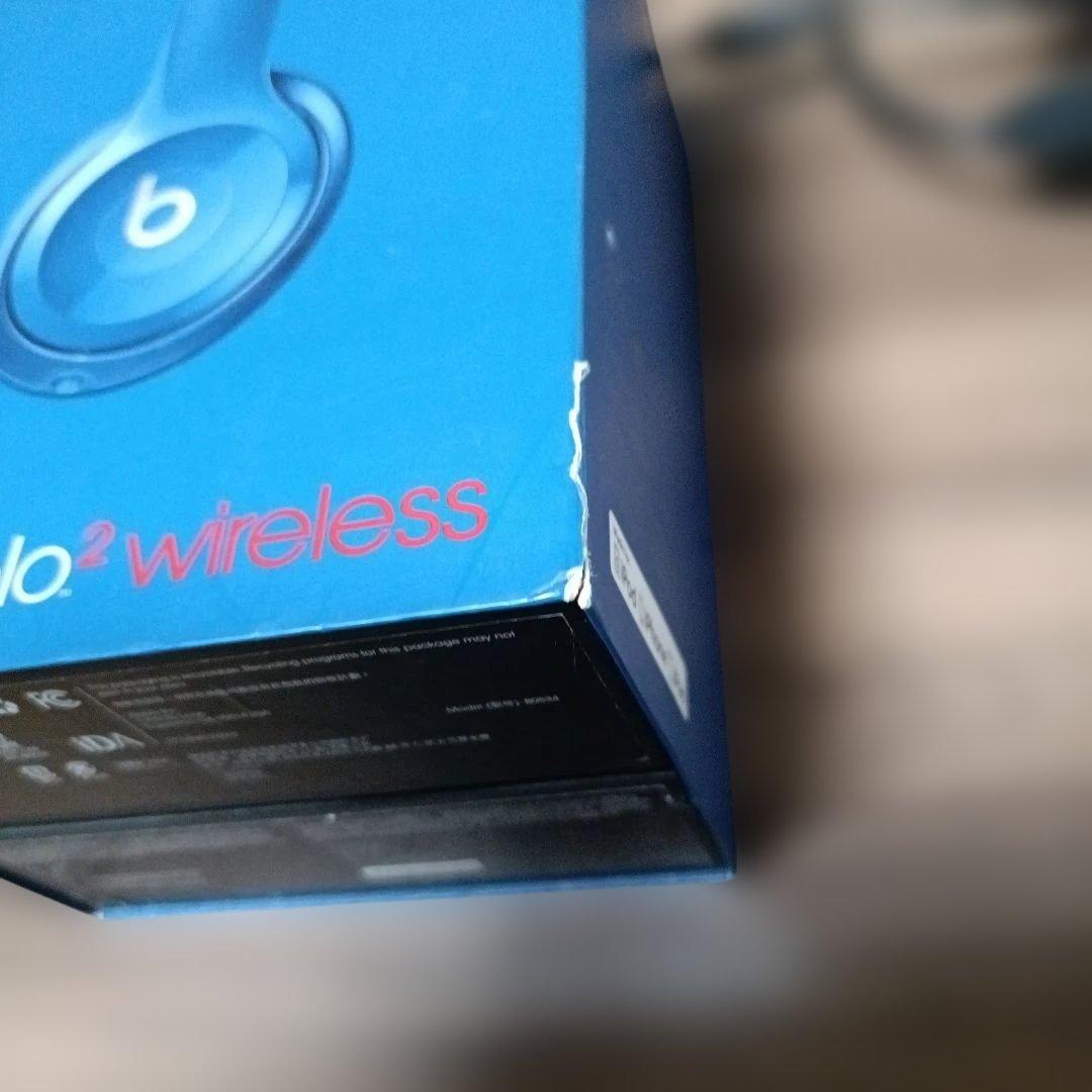 Beats Solo Wireless 青