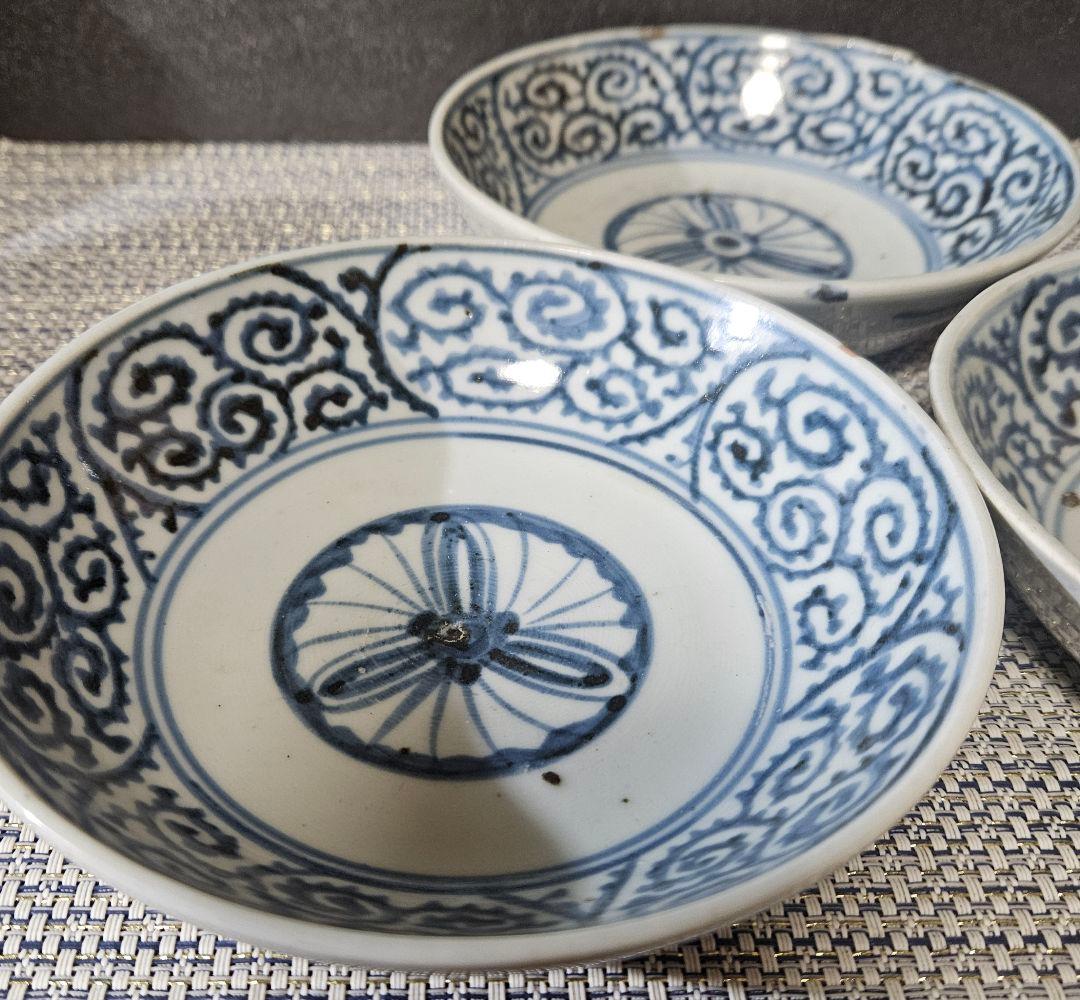 江戸時代中期　古伊万里　染付　たこ唐草文様　なます皿　膾皿　くらわんか皿　3客