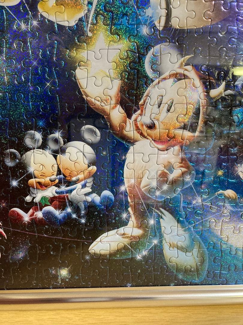 513P⑬ディズニー宇宙テーマ　ジグソーパズルキラキラ✨ラメ　フレーム付き