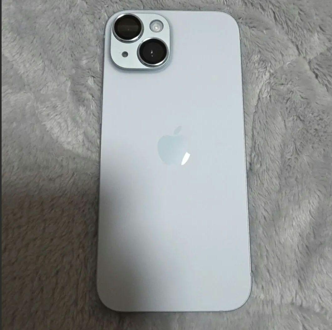 S*l様 美品 Apple iPhone 15 256gb ブルー バッテリー9