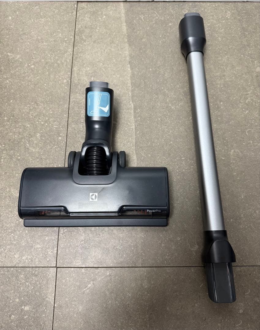 エレクトロラックス◇掃除機 Ultimate 700 シェルホワイト