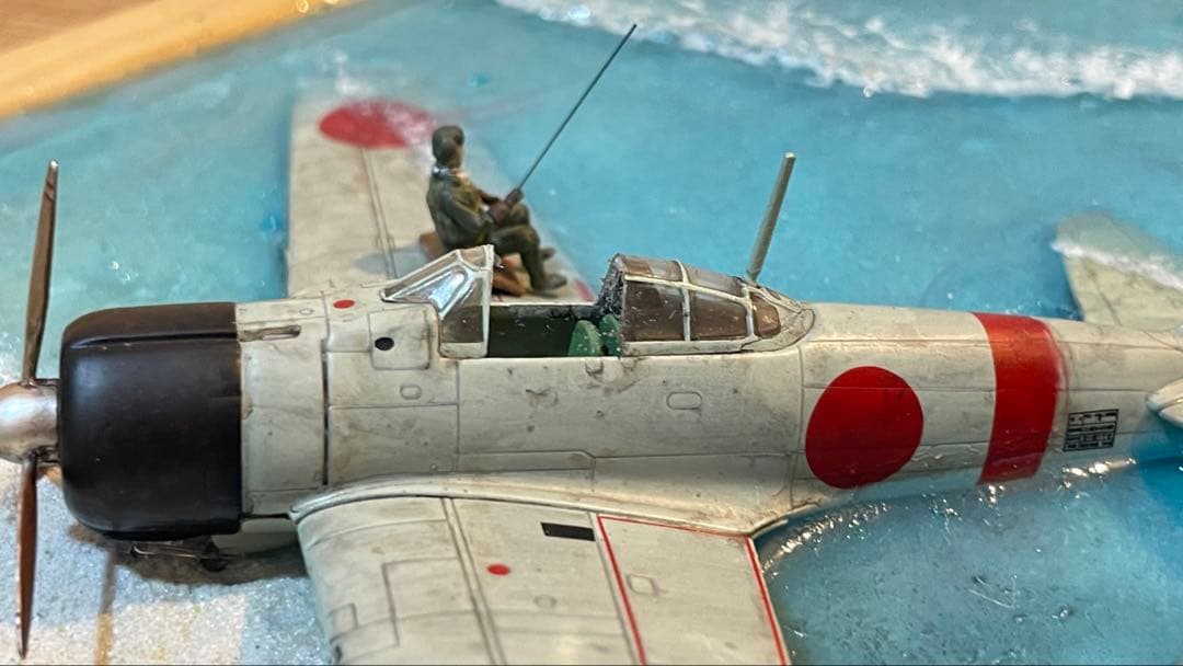 不時着した零戦と釣りを始める搭乗員　レジンジオラマ 完成品