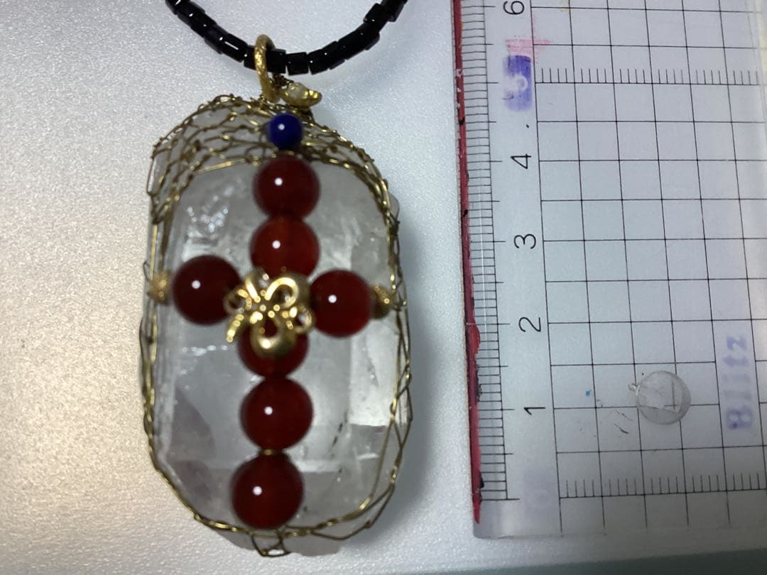 ワイヤーアート　ペンダントトップ　クリスタル　クロス