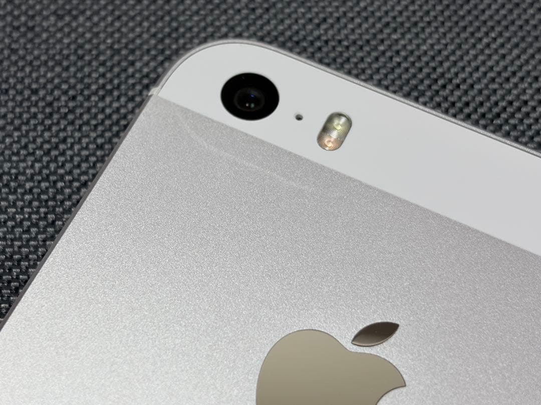 Apple iPhone SE シルバー A1723 第一世代 128GB