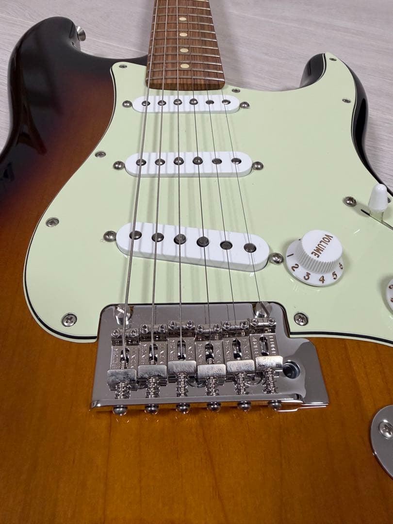 Fender MEXストラトCS製Fat’60s PU付限定品 全体調整仕上げ済