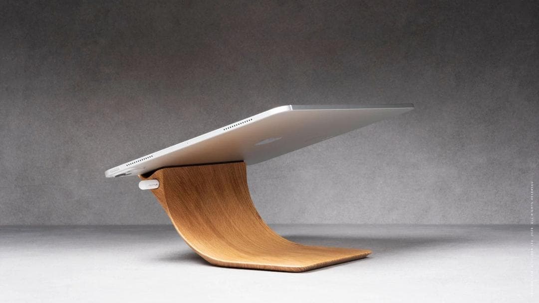 iPadアクセサリー iPad Stand with Apple Pencil Holder Wood