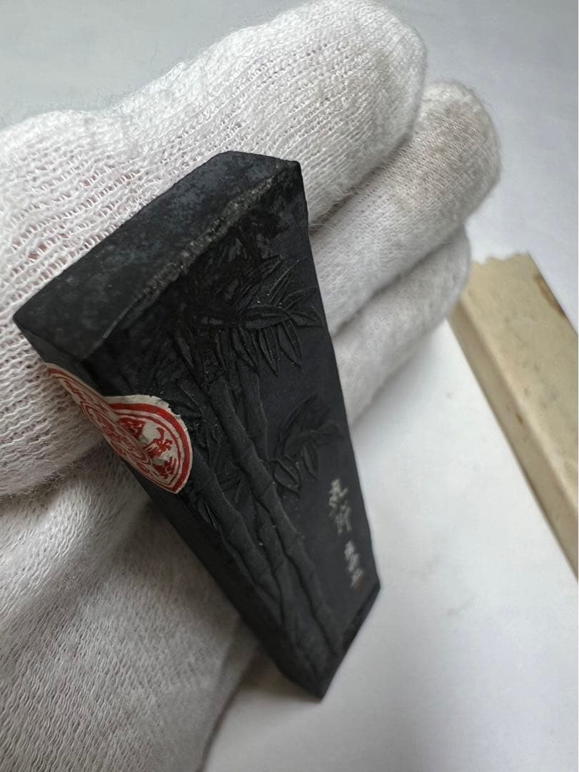 奈良老舗高級椿油煙古墨18g
稀少高級銘墨状態良！