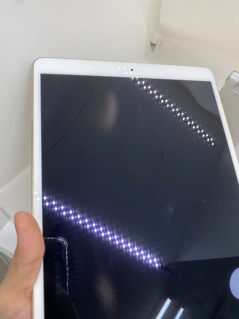 iPad Pro (10.5 インチ) 64GB ゴールド 7J2D3