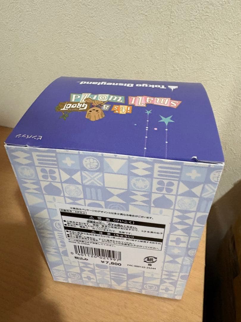 ディズニー マーベル イッツ・ア・スモールワールド グルート ピンバッジ