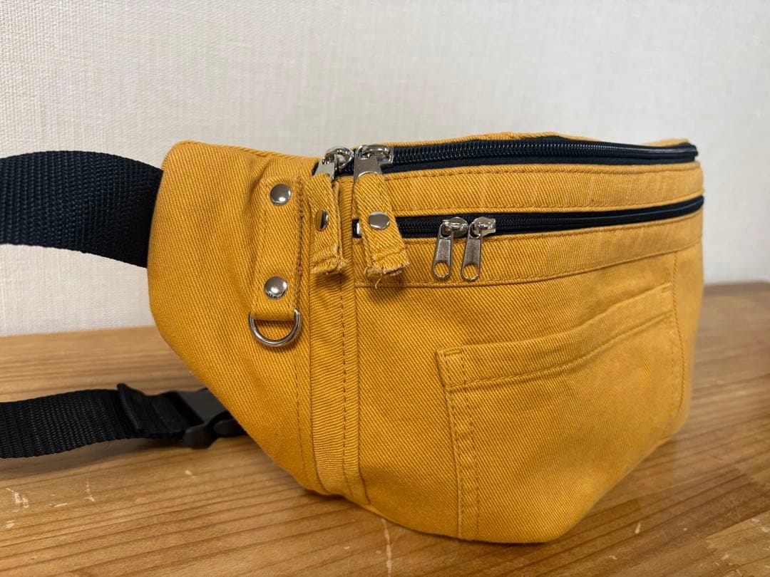 ハンドメイド　デニムリメイク　ウエストポーチ　ボディバッグ　お揃い　セット