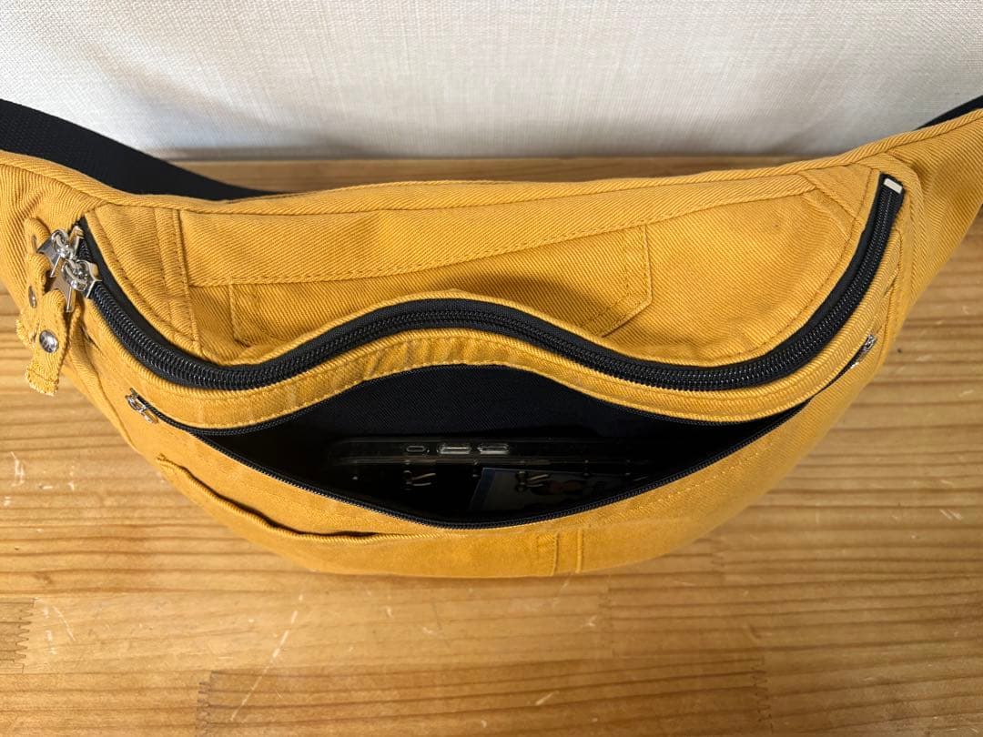 ハンドメイド　デニムリメイク　ウエストポーチ　ボディバッグ　お揃い　セット