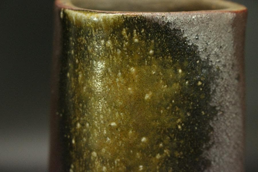 人間国宝 山本陶秀作 四方花入 窯変 共箱 真作保証 備前(ZE935)