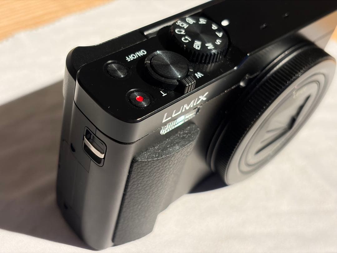 デジタルカメラ LUMIX TZ99