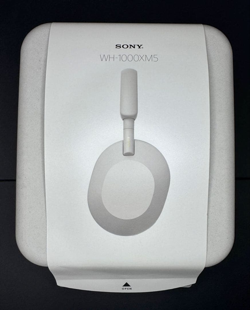 SONY WH-1000XM5 ノイズキャンセリングヘッドホン（シルバー）