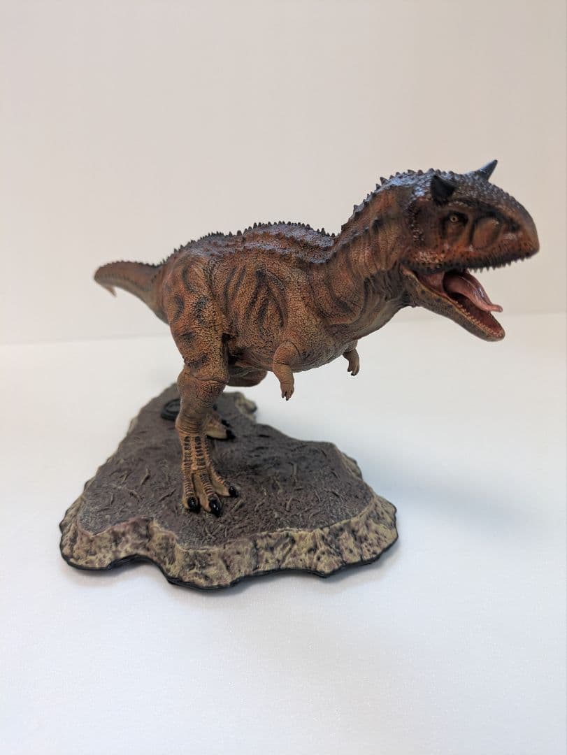 プライム1スタジオ　ジュラシックワールド　カルノタウルス（箱なし・開封品）