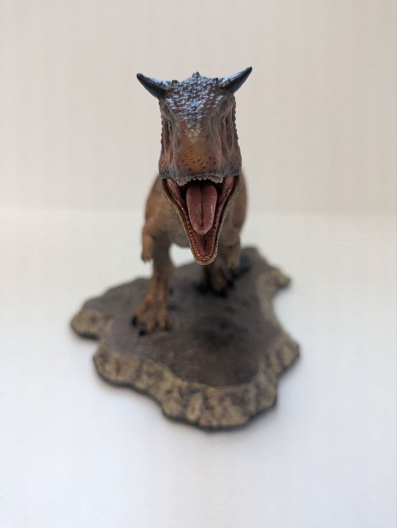 プライム1スタジオ　ジュラシックワールド　カルノタウルス（箱なし・開封品）