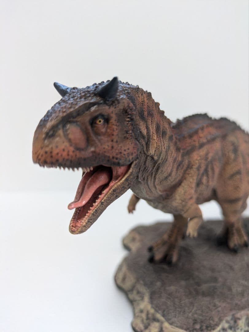 プライム1スタジオ　ジュラシックワールド　カルノタウルス（箱なし・開封品）