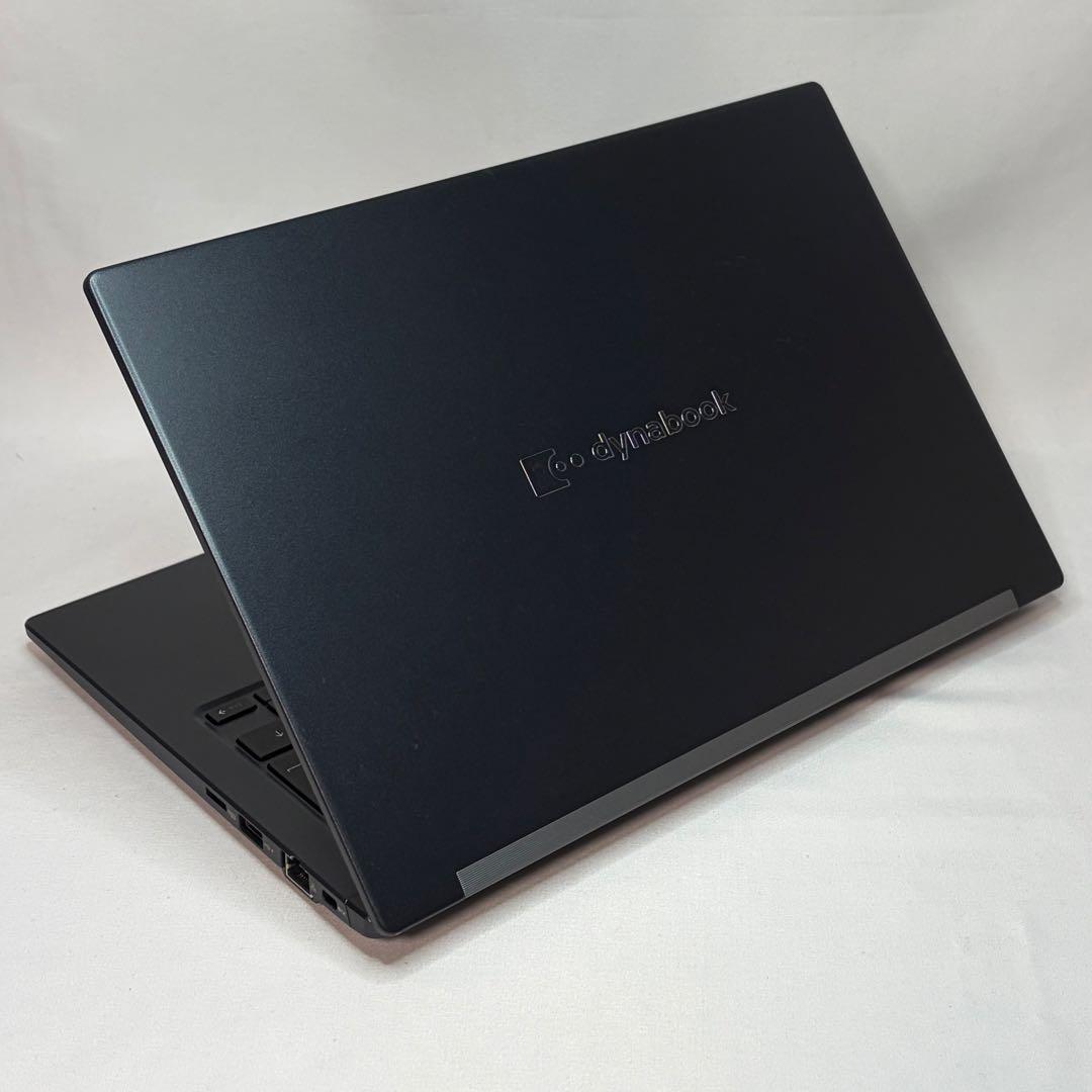 美品 dynabook GA83/XW Ryzen5 7530 16GB FHD