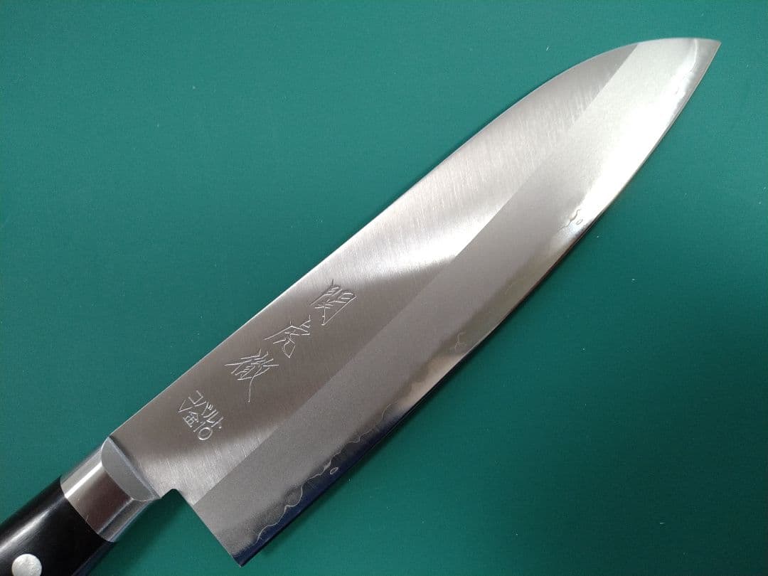 新品　安田刃物　VG10(V金10号)本割込　関虎徹　三徳
