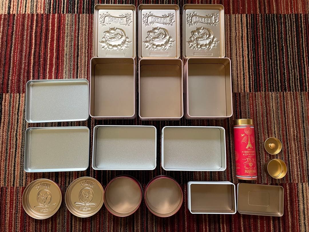 菓子缶　小物入れ　インテリア　マノン　リビエール　サブレヤ　ペイサージュ　紅茶