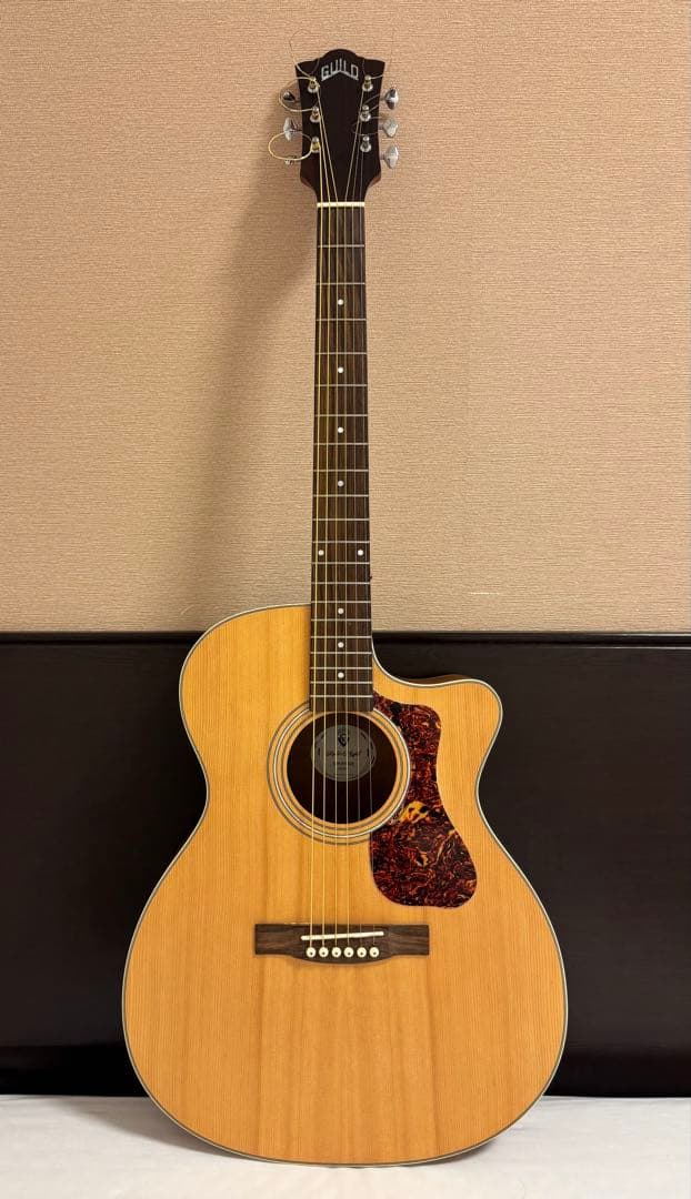 ☆★超美品‼️Guild OM-240CE Naturalオリジナルケース付属★☆