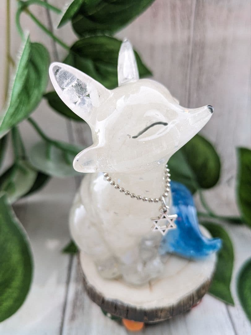 【(*´꒳`*)】ブルームーンストーンの白狐さん形オルゴナイト☆他１点