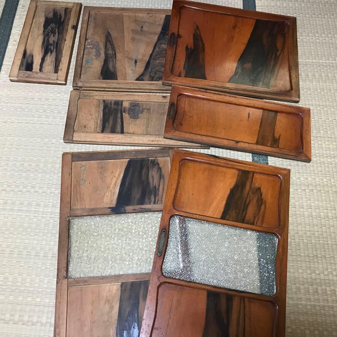 古い黒柿の茶ダンス、茶箪笥。