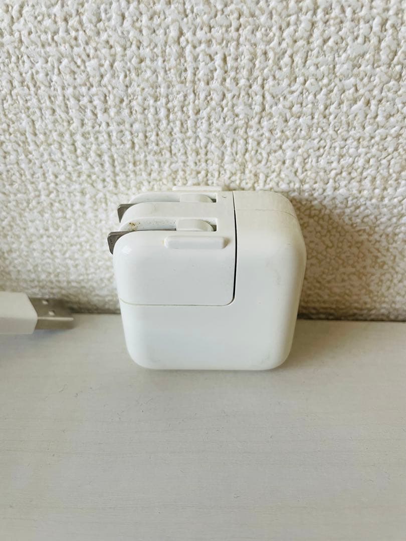 Apple iPad 32GB 充電器・ケーブル付き