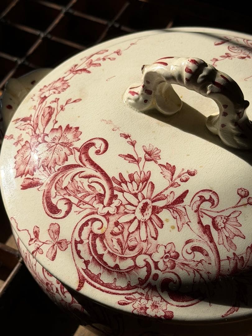 ⚫︎フランスアンティーク⚫︎HB&C ショワジールロワ窯⚫︎深赤色のレギュミエール器