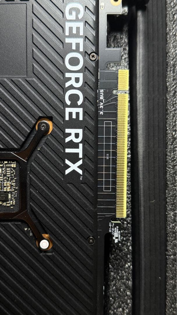 グラフィックボード・グラボ・ビデオカード ASUS ROG STRIX RTX4070ti