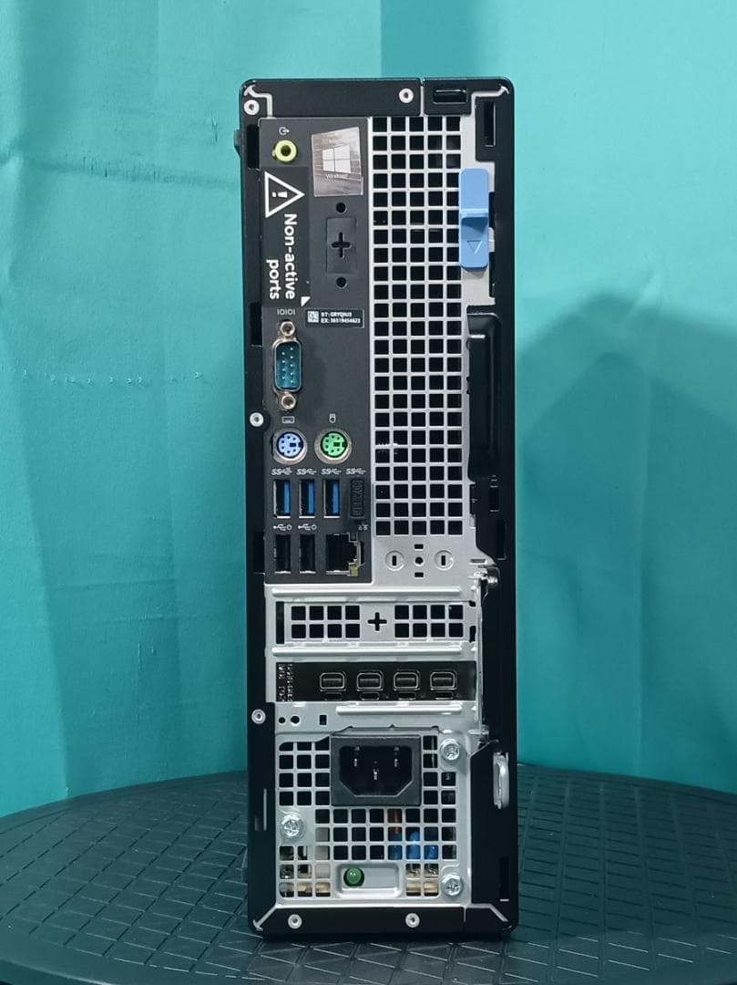 初期保証 QuadroP620 i7-10700 16GB SSD512GB