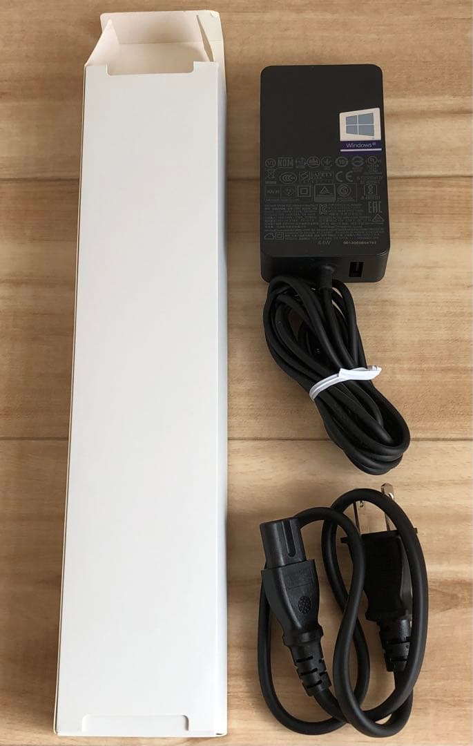 【店頭展示品】Microsoft Surface Pro KJR-00014