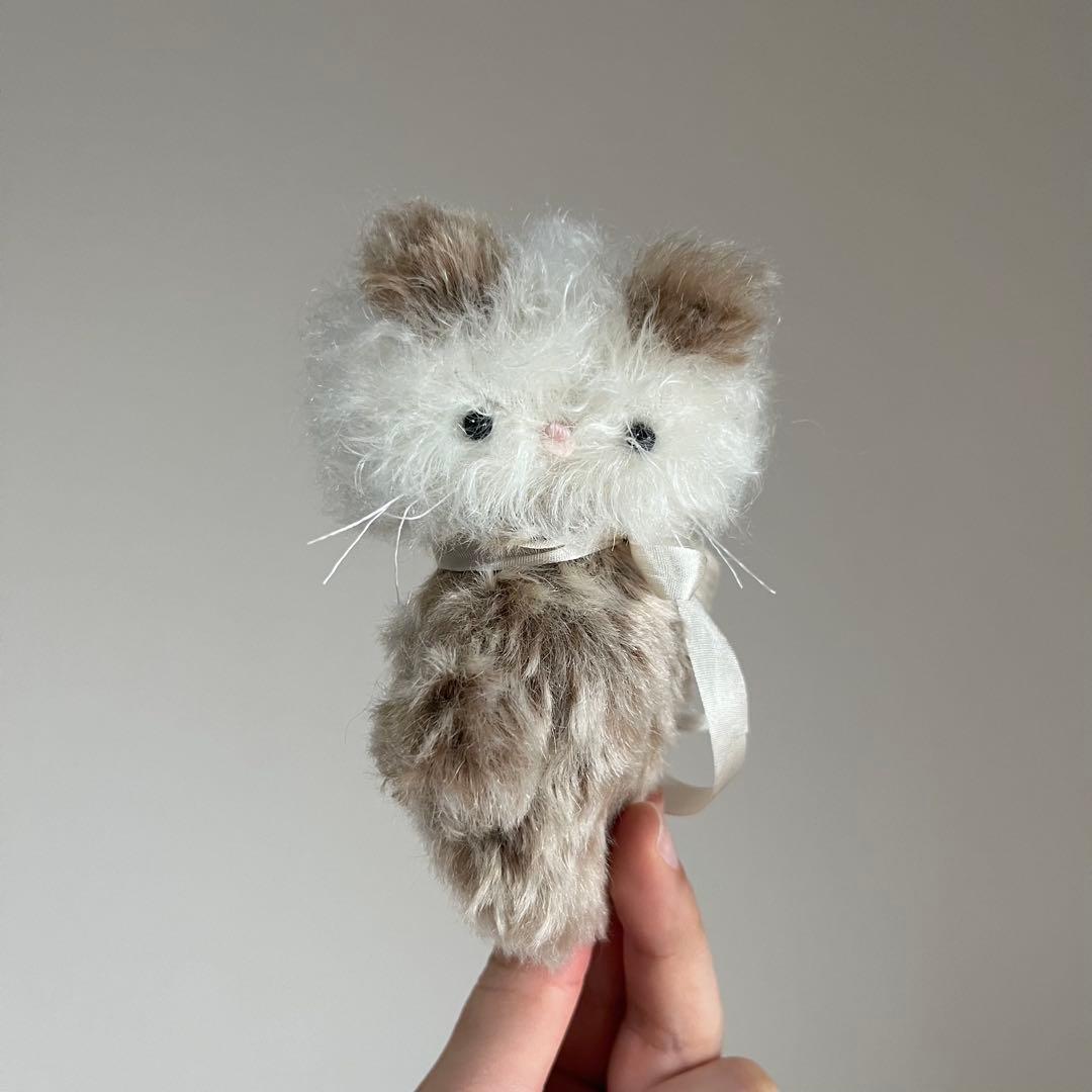 ぺろん　ほうじ茶みるく　ちいさなネコ　猫　ぬいぐるみ　作家　テディベア　レトロ