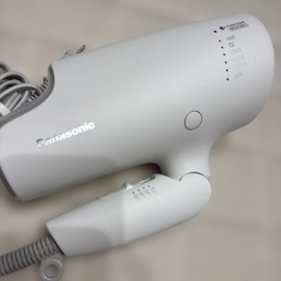 【ジャンク品】パナソニック ナノケア ドライヤー ホワイト 部品取り・修理用に