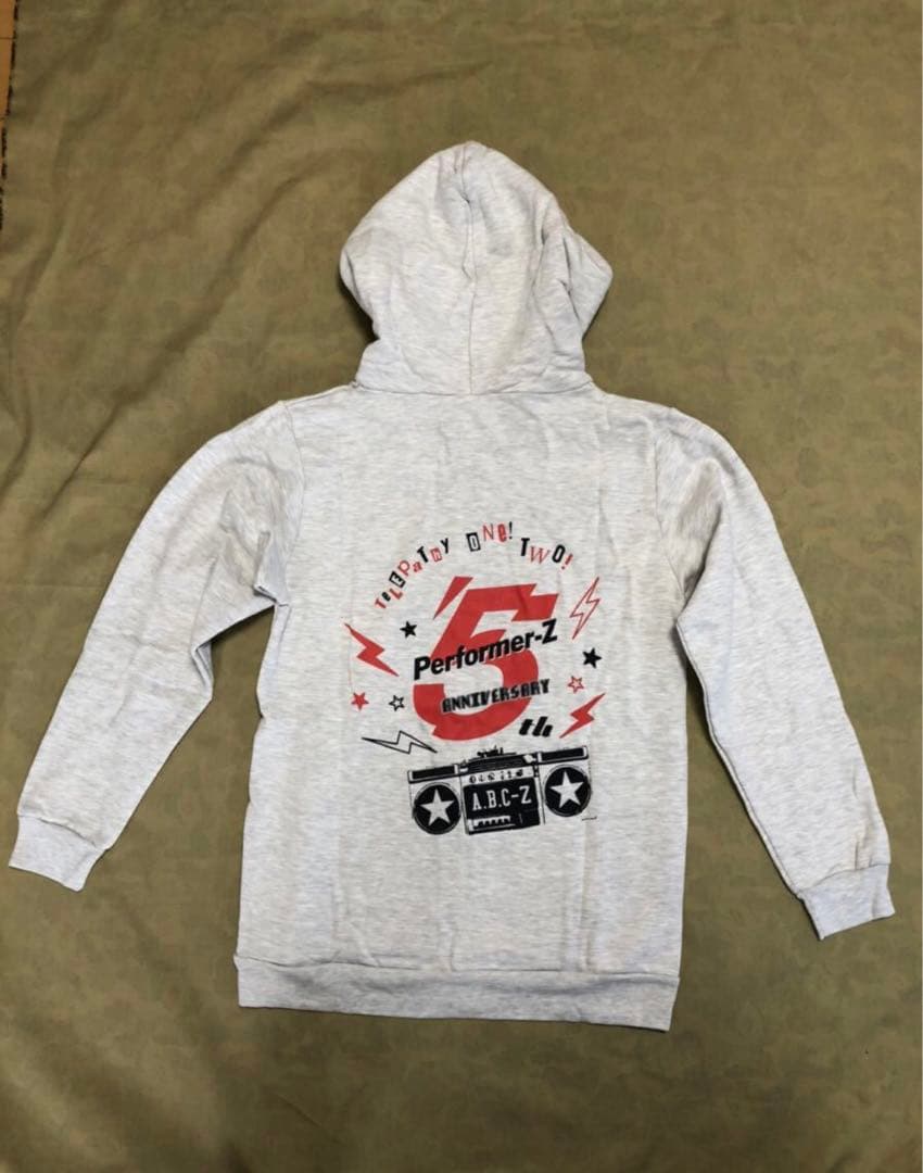 A.B.C-Z パーカー　trussパーカー