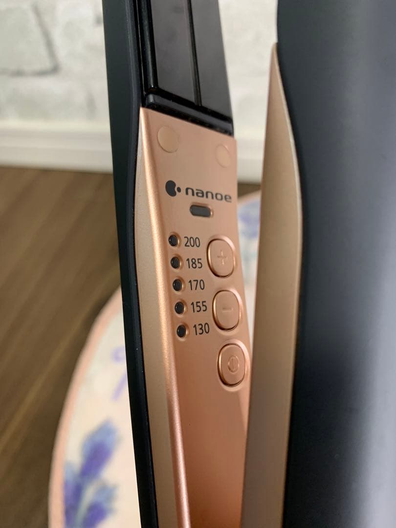 【比較的美品】Panasonic ナノケア　ストレートヘアアイロンEH-HS0E