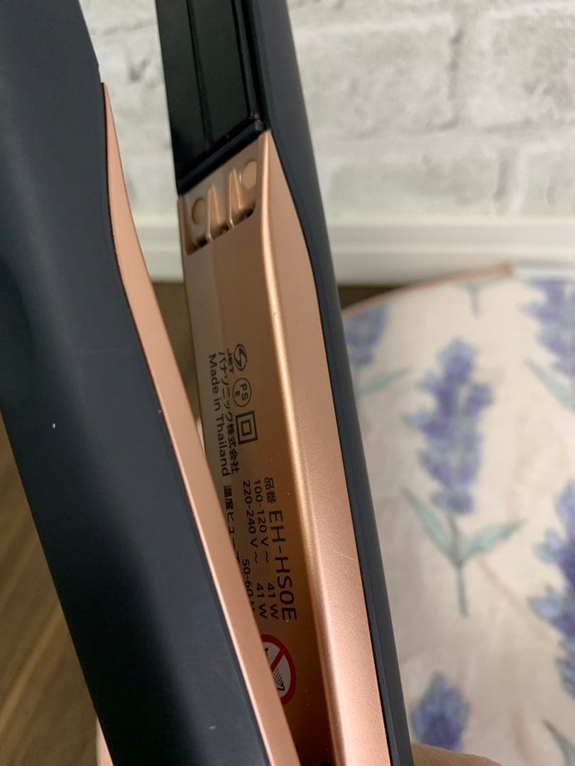 【比較的美品】Panasonic ナノケア　ストレートヘアアイロンEH-HS0E
