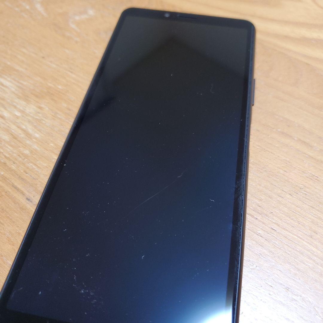 xperia 10 ⅱ SOV43 au スマートフォン　SONY