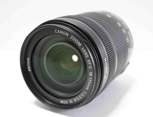 手振れ付　Canon EF-S 18-135mm F3.5-5.6 IS STM