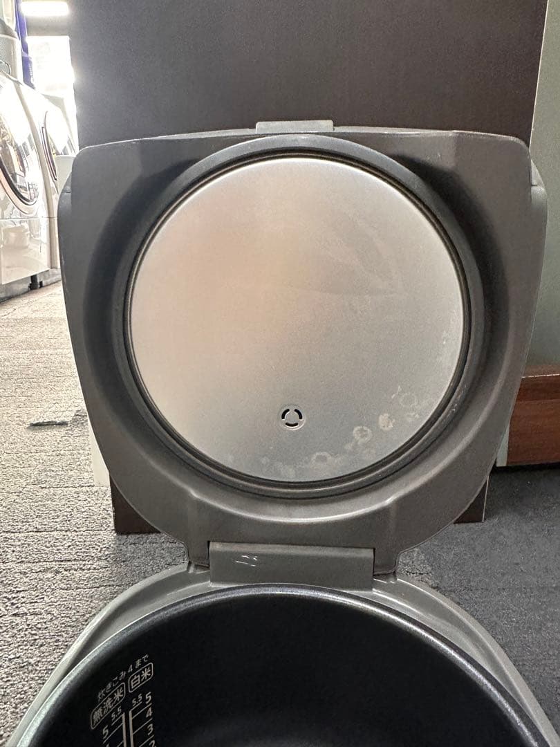 SHARP IHジャー炊飯器 5.5合炊き KS-Z101 ホワイト