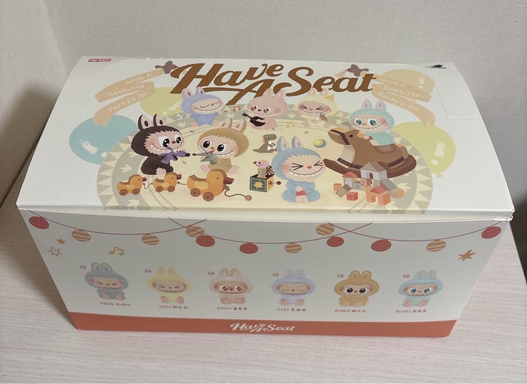 正規品 LABUBU Have a seat アソート➕ラブブ専用お洋服セット
