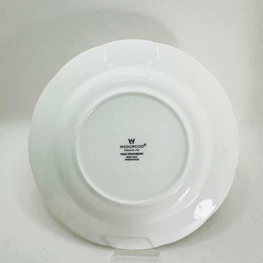ウェッジウッド ワイルドストロベリー　ベリーボウル　プレート 2点セット