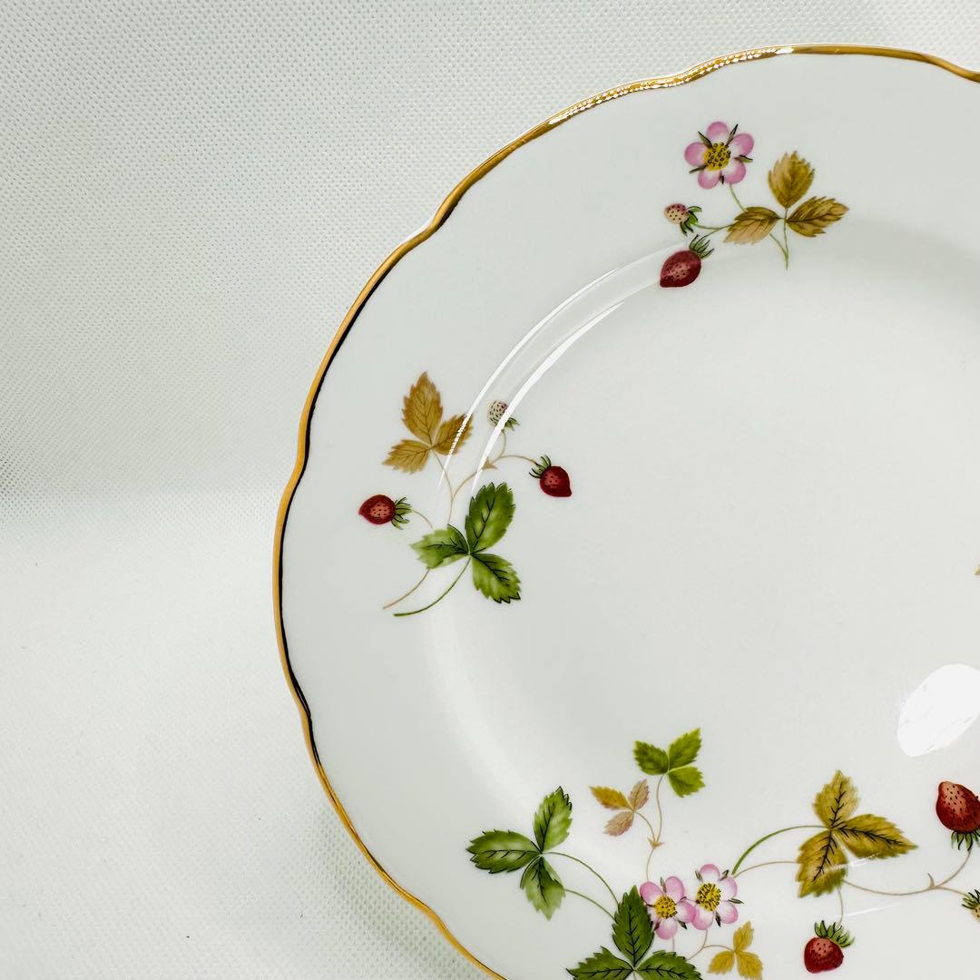 ウェッジウッド ワイルドストロベリー　ベリーボウル　プレート 2点セット