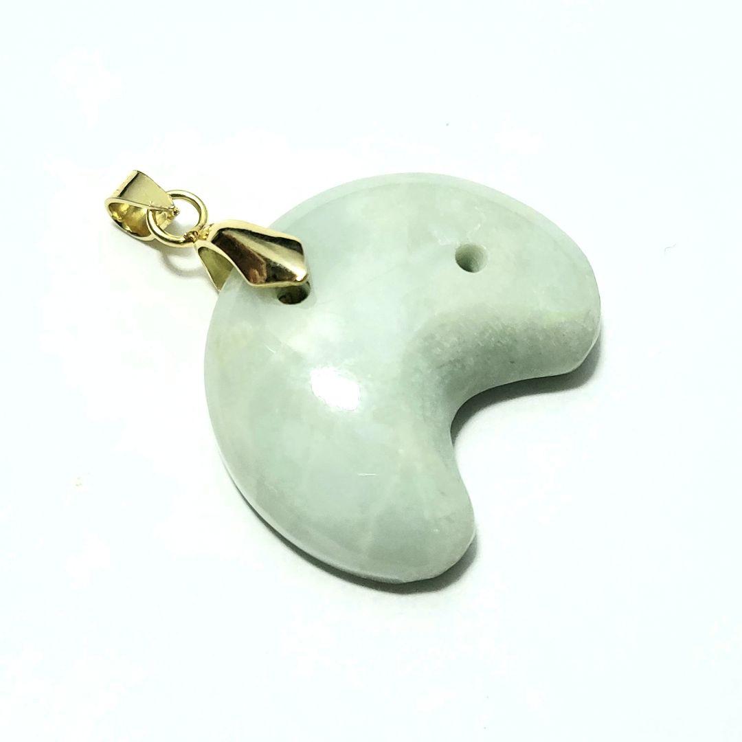 糸魚川翡翠:ペンダントトップ:金具(SV925)付き　PT0036